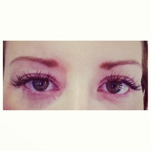 Brows & Beauty Pic 2 - Natural 111213 c curl