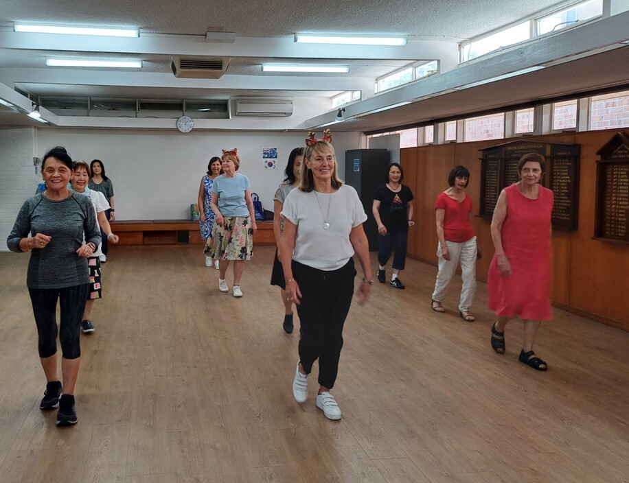 Modern Line Dancing Inc Pic 1 - Line Dancing Classes Tue Afternoons 130330pm Wed Evenings 630830pm