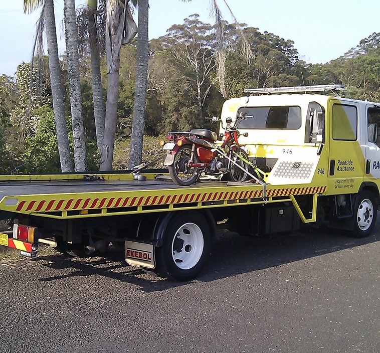 Noosa Towing Pic 1 - or too small