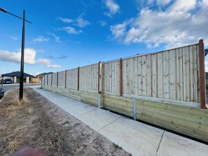 Geelong Fencing And Gate Service Pic 3