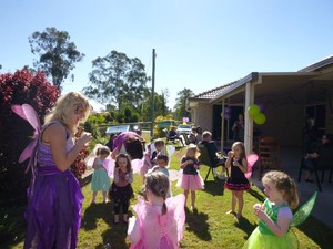 Magic Fairy Parties Pic 2 - Blowing bubbles with all the little fairies