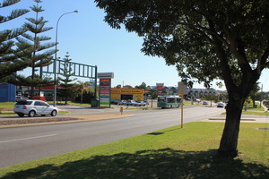 South Fremantle Family Dental Pic 4 - South Fremantle Market Place Shopping Centre