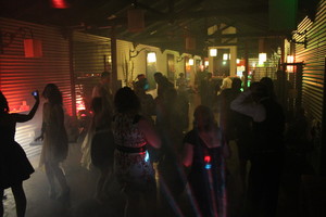 Melbourne Ultimate Mobile DJs Pic 5 - Dancing the night away