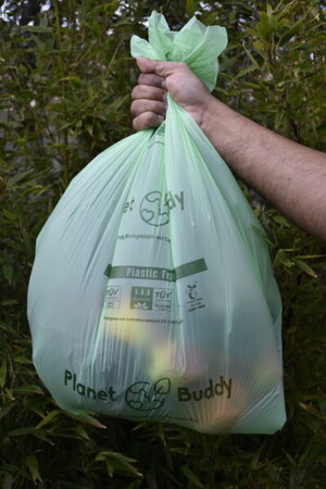 Planet Buddy Pic 5 - Strong and thick liners Perfect ecofriendly solution to dispose organic waste