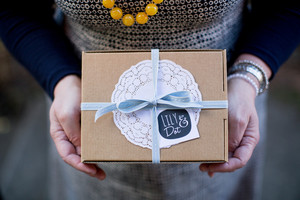 Lily & Dot Pic 2 - Free gift wrapping