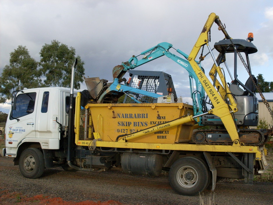 Narrabri Skip Bins & Excavations Pic 1