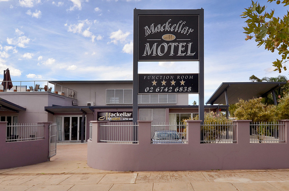 Mackellar Motel Pic 1 - View from Conadilly St