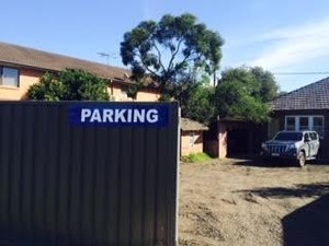 Leading Edge Family Medicine and Skin Cancer Clinic Pic 4 - Parking off Day St at rear