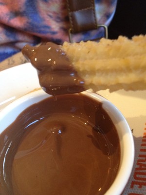 san churro chocolateira Pic 3 - cantfindanadjectivedeliciousenough