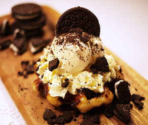 Happy Waffle Pic 4 - Oreo Sensation