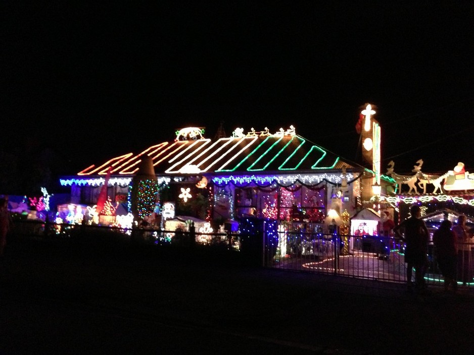 The Christmas Elves Store Melbourne Pic 1 - Christmas Lights fairy lights solar lights rope light