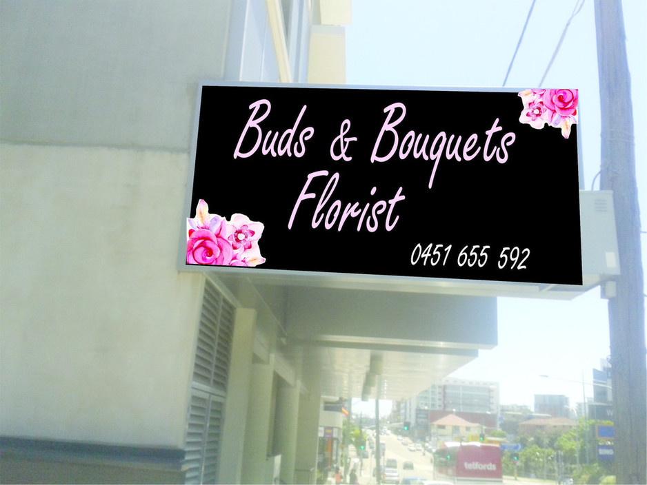 Buds & Bouquets florist Pic 1