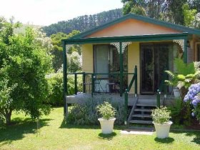 Ripplebrook Cottage Pic 1 - Ripplebrook Cottage