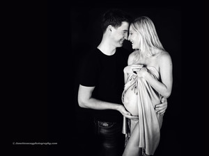 Janette Osvay Photography Pic 3 - Pregnancy Photography