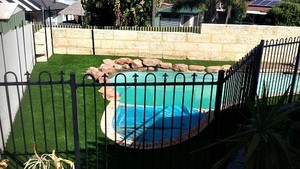 Synthetic Grass WA Pic 2 - Artificial grass will not fade or discolour from pool chemicals cleaning agents or salted water Perfect for irregular shaped gardens