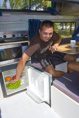 Camperman Australia Pic 5 - Keeping things cold in the fridge