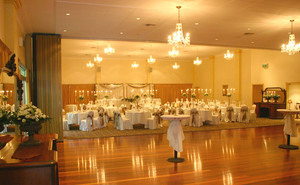 Shangri-La Gardens Pic 3 - Sylvia Room Wedding