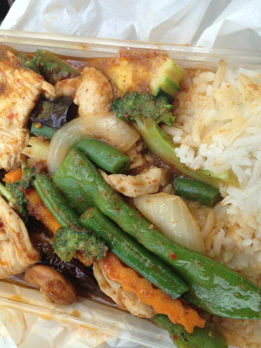 Yai Thai - Alexandria Pic 1 - Chicken and veges