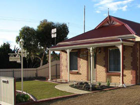 Brooking Cottage Pic 1 - Brooking Cottage Goolwa Fleurieu Peninsula South Australia