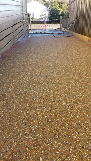 Complete Paving Solutions Pic 3 - Ascot Vale Driveway with brick boarders