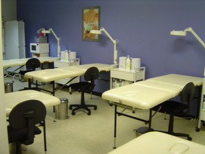 CNE Beauty Salon Supplies Pic 5