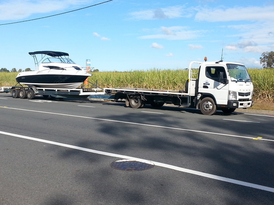 SupaTow Pic 1 - Express freighted to Sydney Boat show