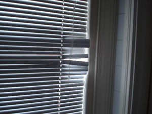 Fixnfit Home Improvements Pic 5 - Damaged Blinds We can help