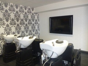 Nanovich Hair Lounge Pic 3 - Massage Chairs