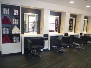 Nanovich Hair Lounge Pic 2 - Salon