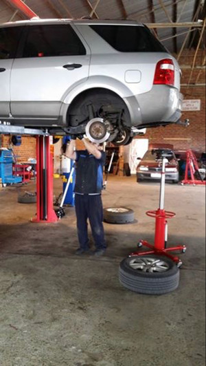 Sunshine Motor Repairs & Tyres Pic 5