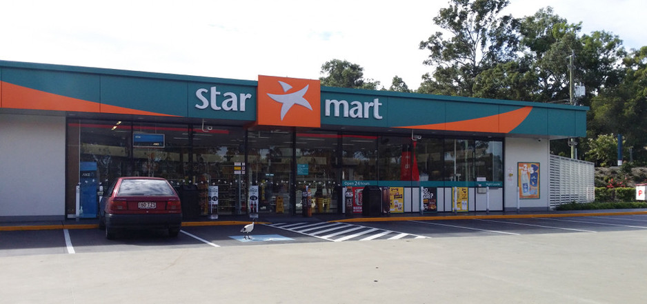 Caltex Pic 2 - Caltex Star Mart at Helensvale