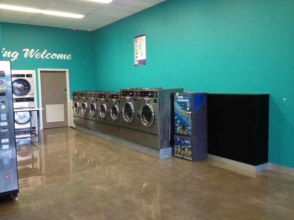 McCrae Plaza Laundrette Pic 1