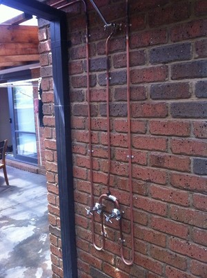 Juelz Plumbing Pic 4 - Outdoor Shower Hot Cold Water