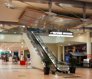 The Homemakers Supa Centa and Super Factory Outlet Pic 4 - Supa Factory Outlets escalator