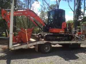 AAA Earthworks QLD Pty Ltd Pic 2 - U554 with powertilt