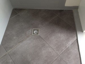 L.W wall and floor tiling Pic 5