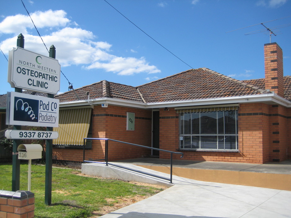 PodCo Podiatry Pic 1 - The clinic from Milleara Rd