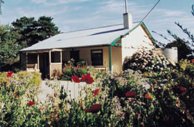 Highview Cottage Pic 1 - Highview Cottage Yankalilla Fleurieu Peninsula South Australia