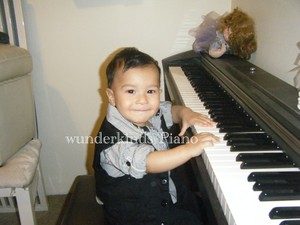 wunderkinds piano Pic 3