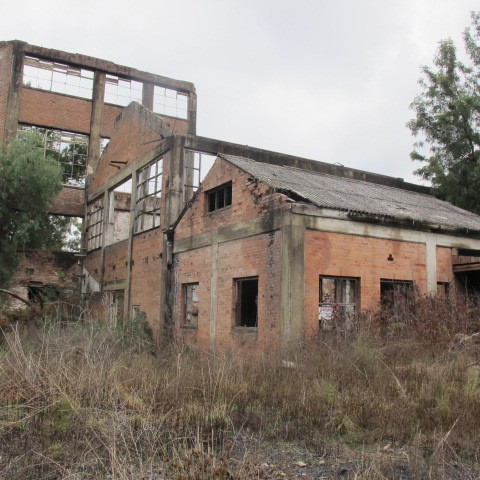 Glen Davis Works Pic 2 - one of many of the old ruins in the fames areas of glen Davis