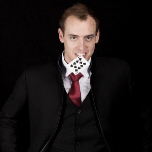 Nathan Hedger Roving Magician Pic 3 - Nathan Hedger Roving Magician