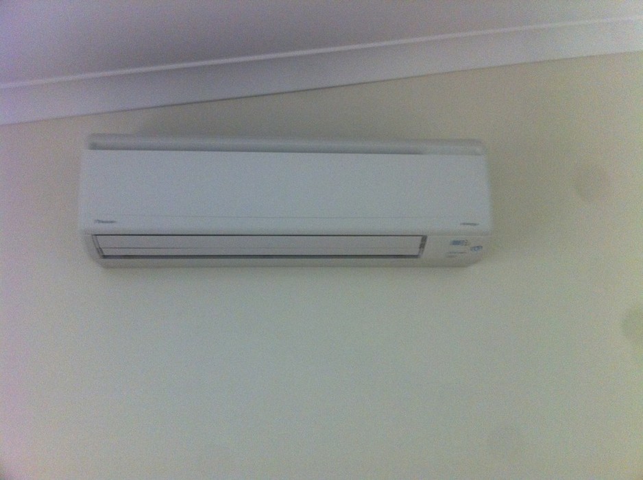 Beachside Air Conditioning Pic 1