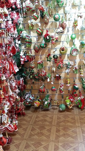 Hunter Valley Christmas Shop Pic 4 - decorations all shapes and sizes