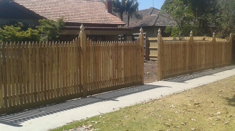 Knox Fencing Pic 1 - Knox Fencing 3 Rise Windsor Picket Fence