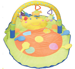 bub2b Pic 3 - activity bug play gym 2 in 1 design