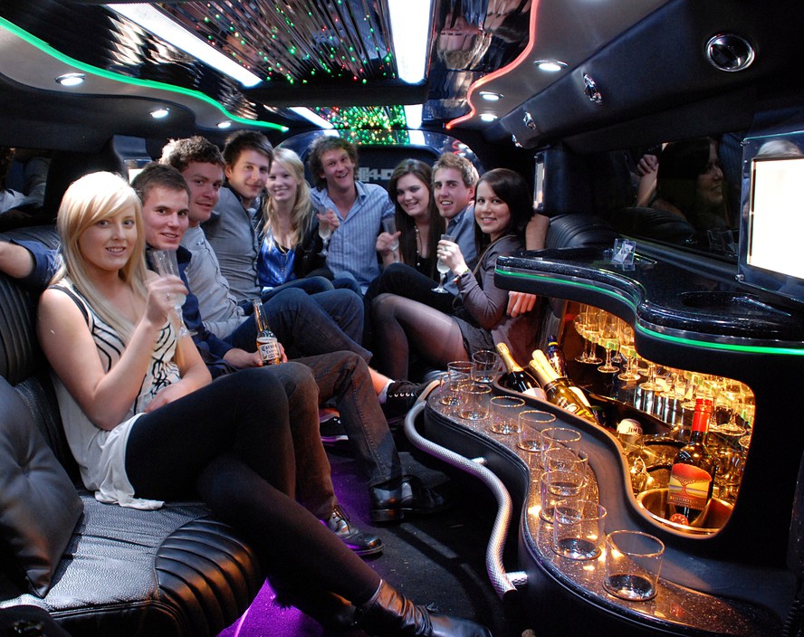 Dreamhost Limo & Hummer Hire Perth Pic 1 - In the DreamHost Hummer