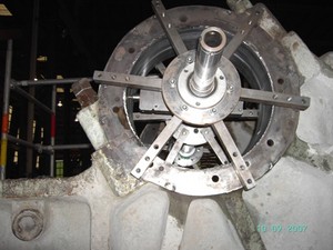 Earthmoving and Heavy Equipment  Welding / Line boring Pic 2 - machining bore final cut