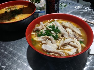 David's Kitchen Pic 3 - Chicken tom yum noodle soup