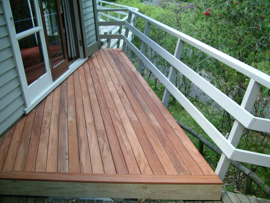 Reliable Maintenance Services Pic 2 - Renew Decking