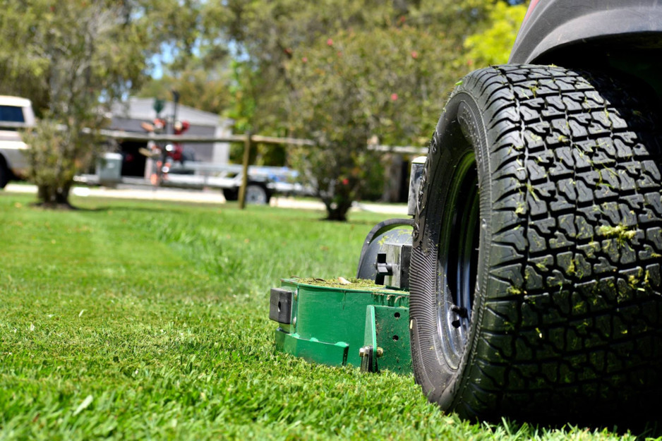 Never Mow Again Pic 1 - Servicing River Heads and Hervey Bay Rideon mowing and Pest Control